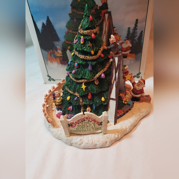 Santa's Town World's Official Christmas Tree Vintage 1995 ST08 Christmas Village - Picture 1 of 15